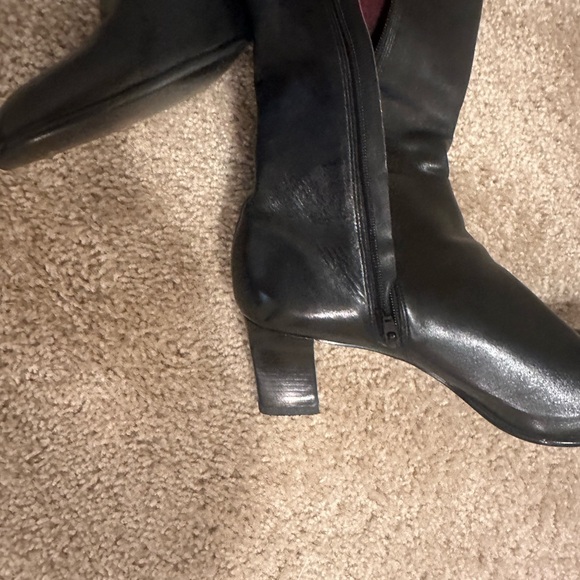 Ann Taylor boots size 8 1/2 UEC - Picture 3 of 9